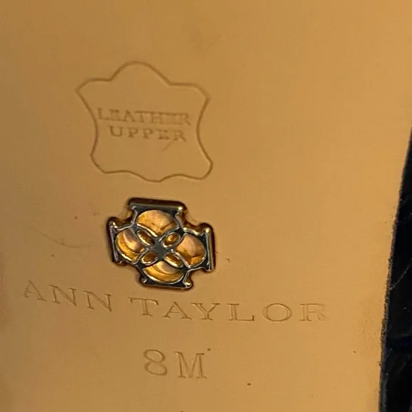 Ann Taylor Black Croc-Pattern Heels - Picture 4 of 4